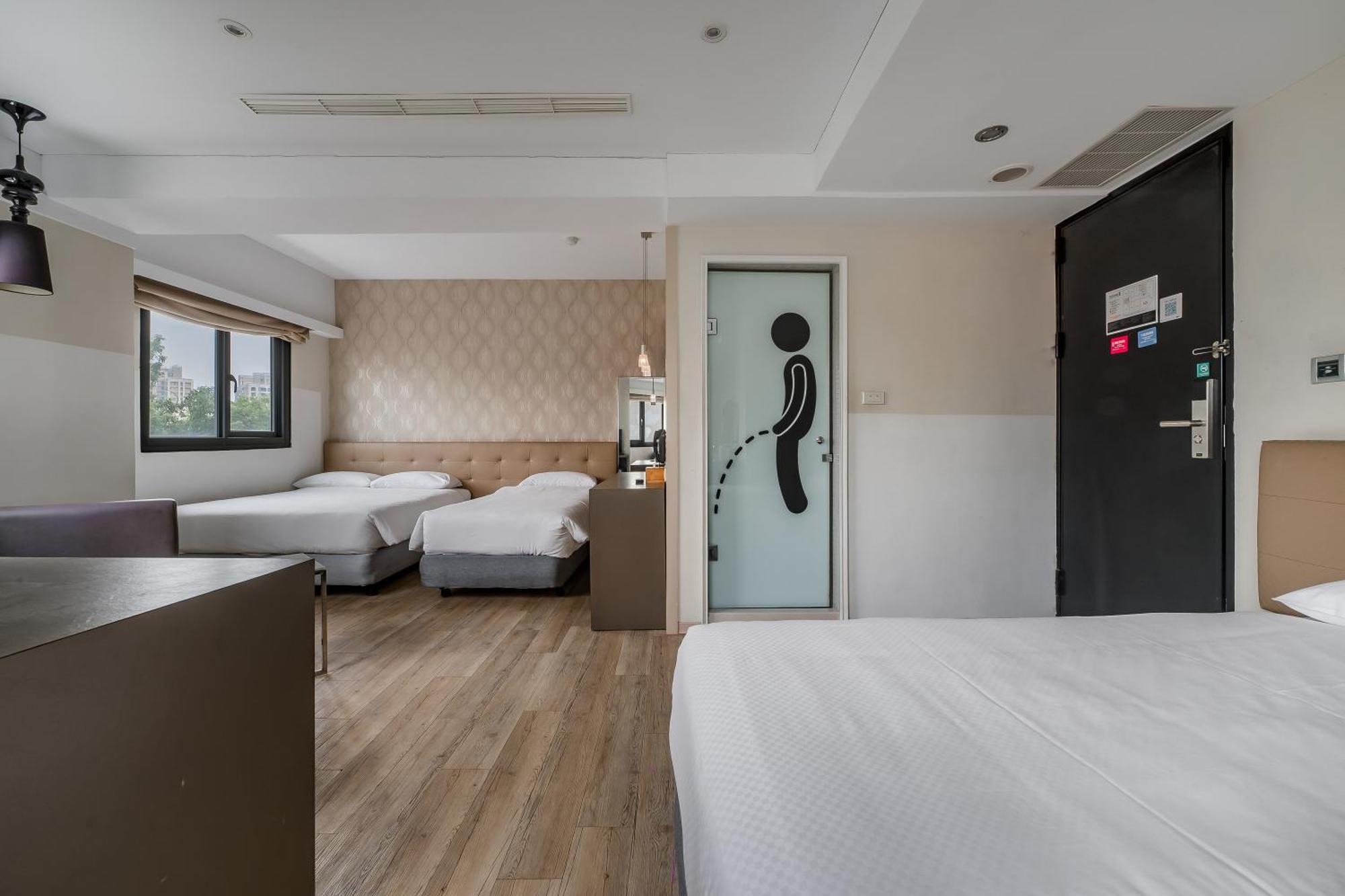 Check Inn Express Kaohsiung Love River Eksteriør billede